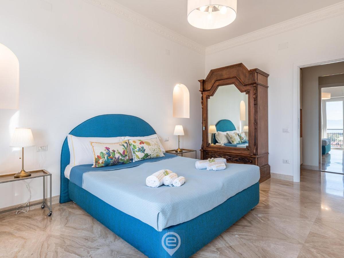 Cityscape Vista Apartment Кальяри Экстерьер фото